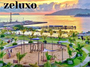 #4 Jesselton Quay City Pads Seaview by Zeluxo