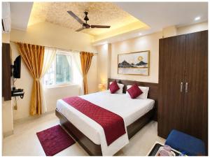 Apsara Aradhya Palace Sea beach Hotel Near Jagannath Temple