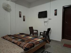 Palm Tree Paradise Retreat