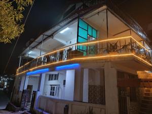 Palm Tree Paradise Retreat