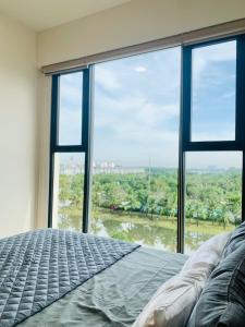 Vinhomes Grand Park 2BR Modern Apartment Quiet and Comfortable