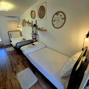 WoodNest - 3 Bedrooms Home - Free Parking