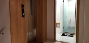 Nova Yashraj Hotel