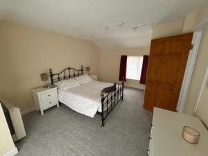 Wood Lodge Estate 3A