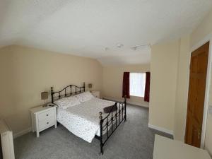 Wood Lodge Estate 3A