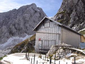 Zavetišče pod Špičko