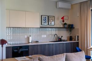 Bemowo Apt - Air Con, Balcony, Parking - by Rentujemy