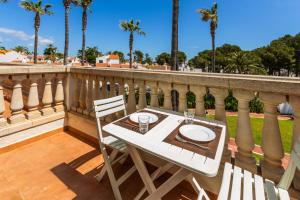 Precioso apto 2 hab Cala en Bosch