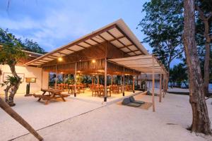 Le Pirate Island Gili Lontar - Adults Only