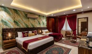 Hotel Bellamaunt Suite Near Delhi IGI Airport - Free Airport Pick Up & Drop