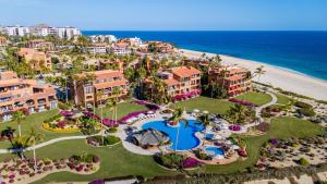 Casa Del Mar Elegant Two-Story Oceanfront Escape