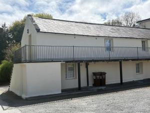Wood Lodge Estate
