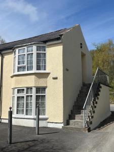 Wood Lodge Estate