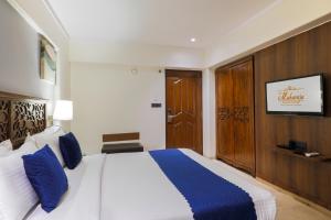 The Maharaja Business Hotel