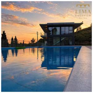 Lima Riverview Suites