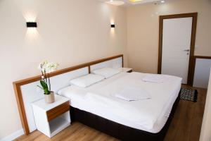 Ada Apart Hotel