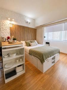 Apartment near the sea, downtown area