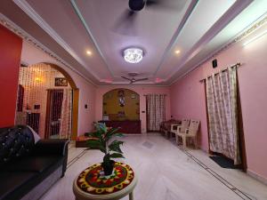 Swarna Thulasi Homestay