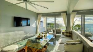 Romantic, oceanfront getaway