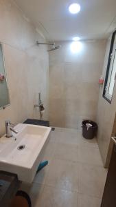 Luxury Boho Stay, Sunset Balcony, Lodha Belmondo
