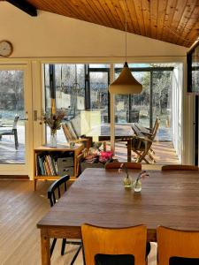 Charming Family Summerhouse Near The Beach