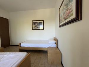 Piscina, Parcheggio, Campi sportivi - Valbella 12