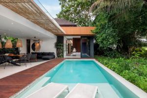 Green Flow Villa 13 - Luxury 3BR Private Pool Villa