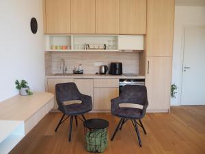 Modern 1BR in Award-Winning Residence with Sauna and Gym
