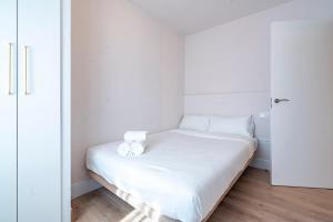 NEW Elegant 3 bedroom apt near IFEMA airport