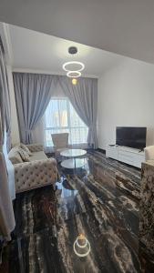 Modern upgraded 1BR with balcony in Dubai Marina