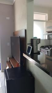 Apartamento 1 dorm 300 metros da praia