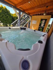 Słoneczna Idylla - Nad Zalewem k Karpacza SAUNA JACUZZI