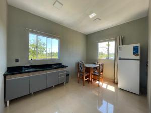 Casa com piscina perto das dunas e mar em Torres