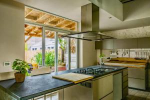 City Loft I Fireplace I Free Parking I Garden Bath