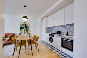 Cedofeita Balcony Apartment W AC Downtown