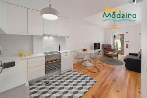 OurMadeira - Heart of Old Town Apartments