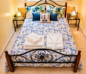 A 2 pas de la plage, appartement cosy, tout confort, proche toutes commodités, Wifi haut débit, TV connectée, Netflix, climatiseur, Acte mariage pour couple national,3 nuits mimum