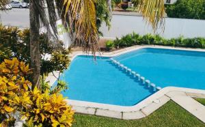 Central Room with Pool, WiFi and Air Conditioning