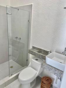 Central Room with Pool, WiFi and Air Conditioning
