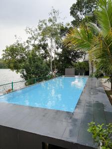 Villa H2O