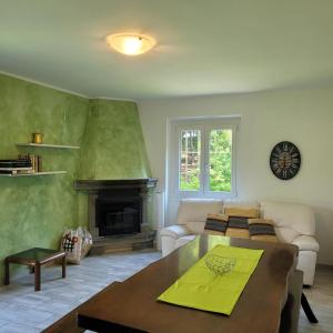 Casa Gioia Volpi Mountain Lake Iseo Hospitality