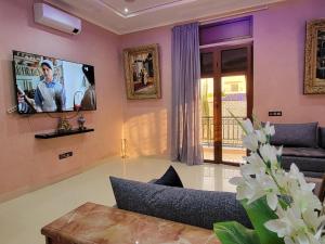 Spacious & Beautiful Marrakech Villa 600m2, 6 rooms, private pool and Garden