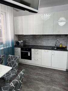 Emerald Apartment in Arcadia