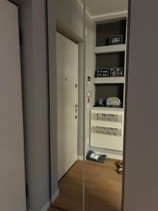 Stylish modern 2-bedroom apartment in Milan