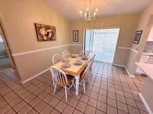 Yvonne family friendly and not too expensive 1011