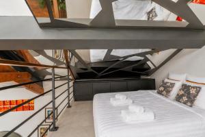 Loft Sanctuary of Hermes
