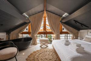 Loft Sanctuary of Hermes