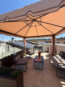 Bellavitarooms-Fiore di Maggio Suites