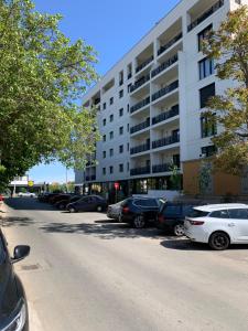 Luxury Central Monarch Residence Apartment Sleeps 5