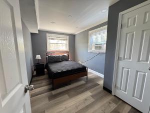 Urban retreat 2BR Spacious APT Free Parking